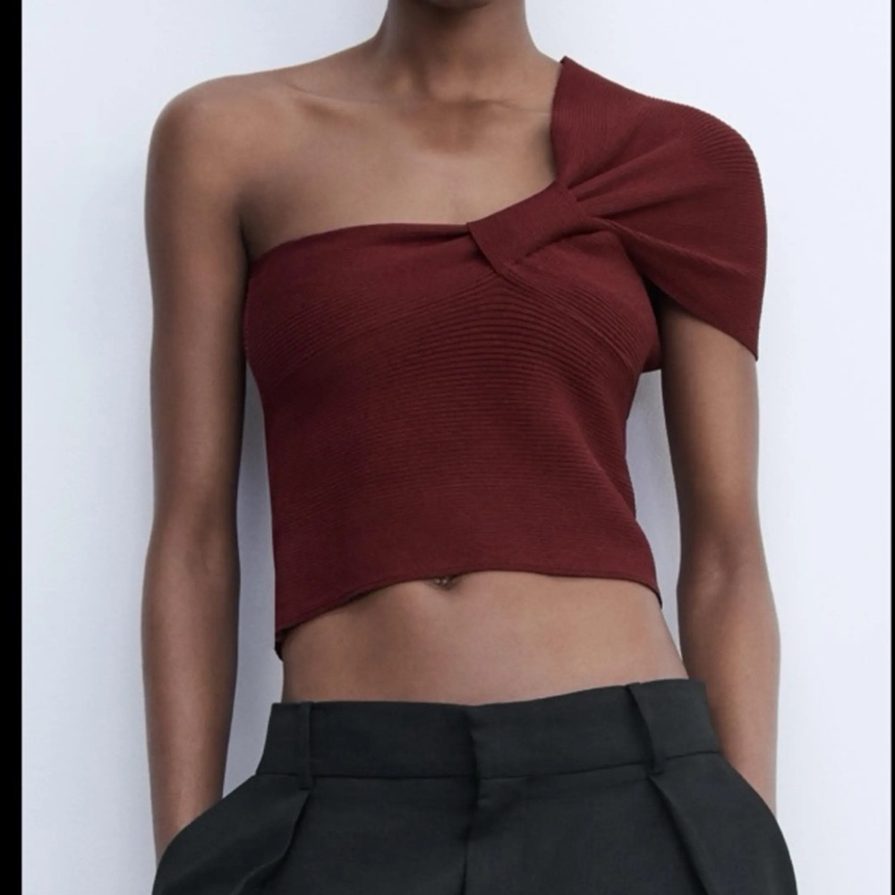 Zara asymmetrical One-Shoulder Twisted Knit Top - Burgundy